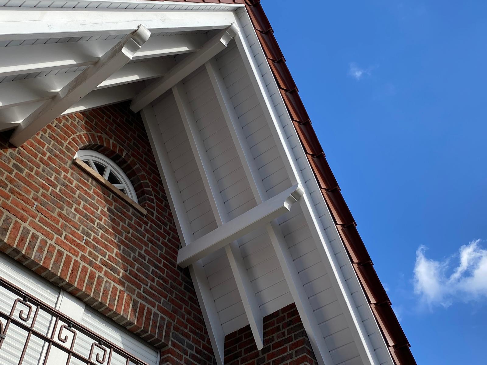 Reinigung von Dach&uuml;berst&auml;nden im Raum Uelsen.